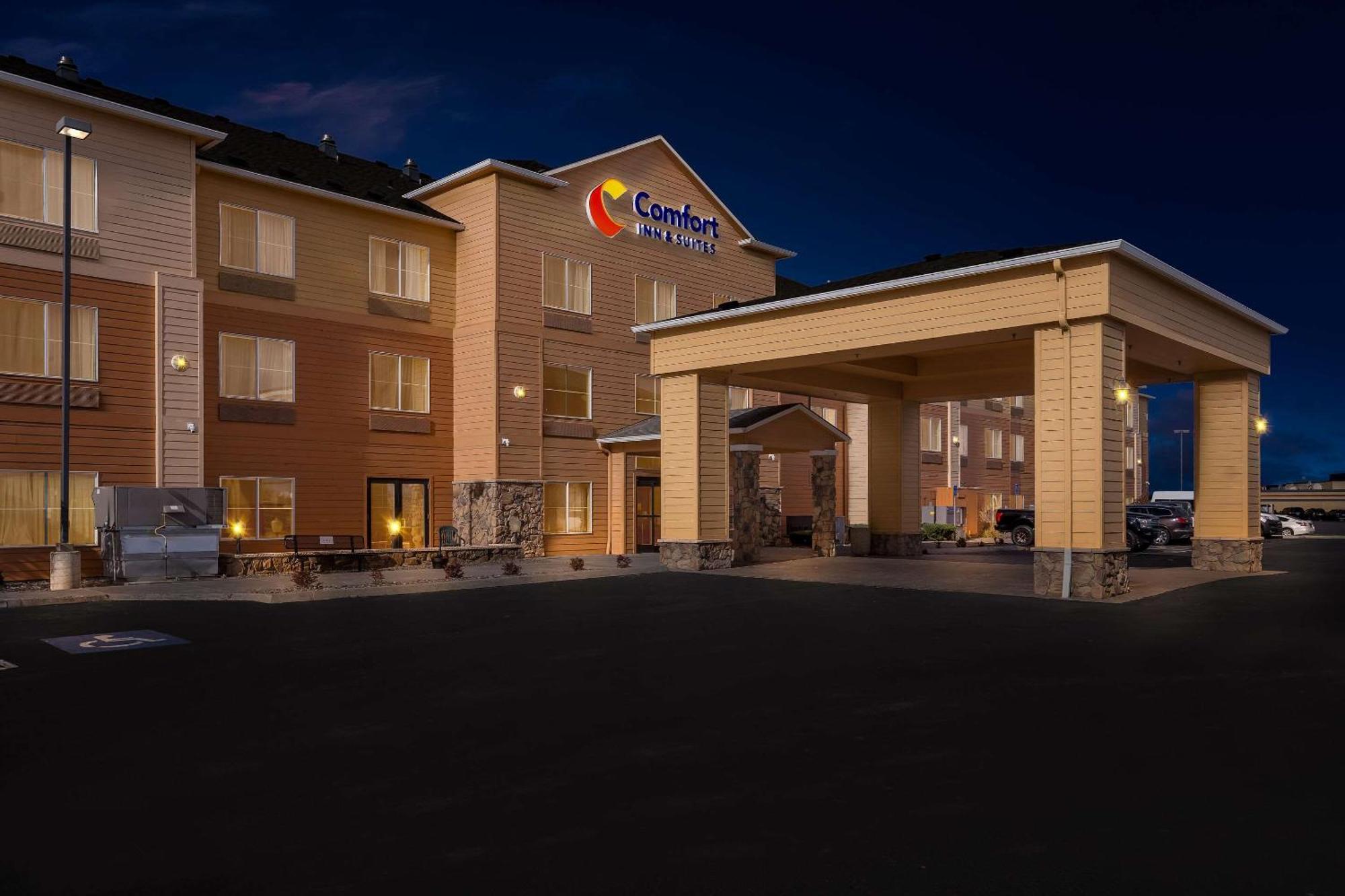 Comfort Inn & Suites Hermiston Exteriör bild
